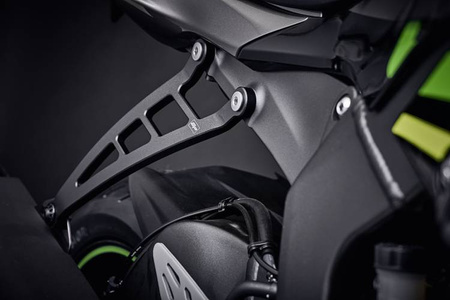 Evotech Performance uchwyt wydechu - Kawasaki ZX6R 2013 - 2018
