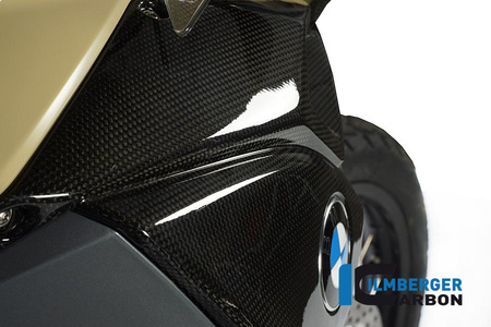 Osłona chłodnicy / pokrywa airbox prawa - carbon BMW F 800 GS Adventure (od 2013) ILMBERGER WKR.004.F8GSA.K.