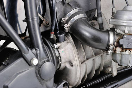 Adapter do konwersji linkowego mechanizmu prędkościomierza na elektroniczny do BMW             