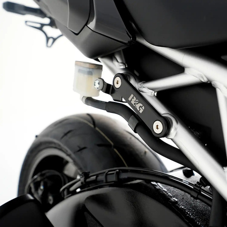 ZAŚLEPKA PODNÓŻKA RG RACING ZESTAW Kawasaki ZX-25R '20- & Suzuki GSX-S1000 GT '22-, Suzuki GSX-S 10000 GX '24- BLACK