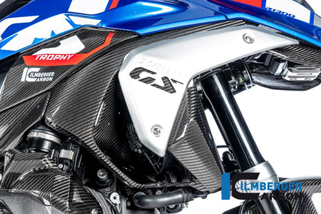 Osłona wlotu powietrza prawa - połysk carbon BMW R 1300 GS od 2023 ILMBERGER CG.LAR.019.R23GS