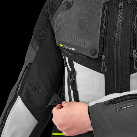 TRACKER MEN JKT GREY Shima