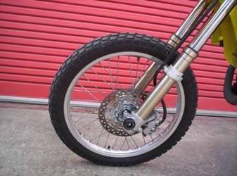 SLIDERY PRZEDNIEGO ZAWIESZENIA SUZUKI DRZ400/ DRZ400-SM R&G