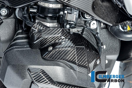 Osłona wtryskiwacza prawa – błyszcząca carbon BMW R 1300 GS od 2023 ILMBERGER CG.EDR.032.R23GS