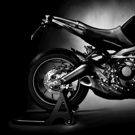 Mocowanie tablicy LighTech YAMAHA MT-09 2013-2016