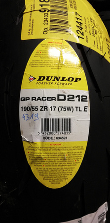 B DUNLOP GP RACER D212 ENDURANCE 190/55/17    dot4319