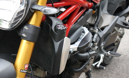 GSG-MOTOTECHNIK Crash pady ramy Ducati Moster 1200 14-